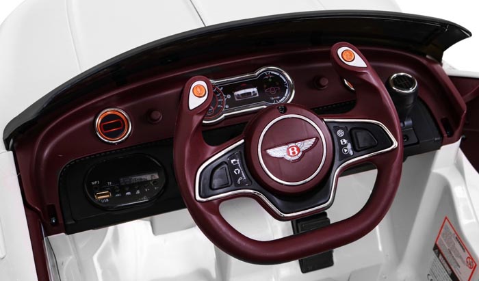 JE1166 auto na akumulator bentley exp 12 biały kokpit